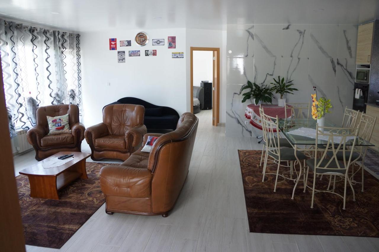 Casinha Das Bonecas - Casa Com Piscina Privada 阿威罗 外观 照片
